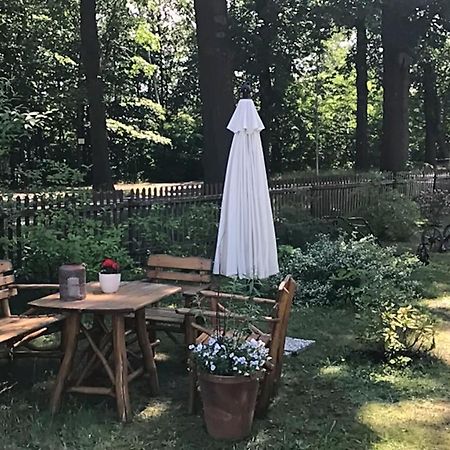 Helenes Ferienwohnung Auf Dem Bauernhof - Lausitzer Seenland Lauta Exterior foto